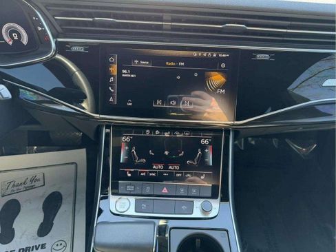 Used 2019 Audi Q8 Premium w/ Convenience Package image 13