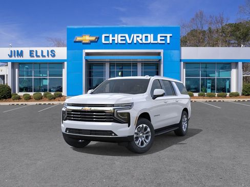 New 2026 Chevrolet Suburban LT w/ Comfort Package image 42