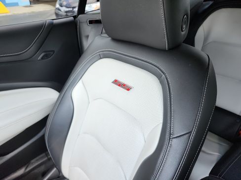 Used 2022 Chevrolet Camaro SS RWD image 27