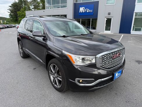 Used 2017 GMC Acadia Denali w/ LPO, Floor Liner Package AWD/4WD image 4