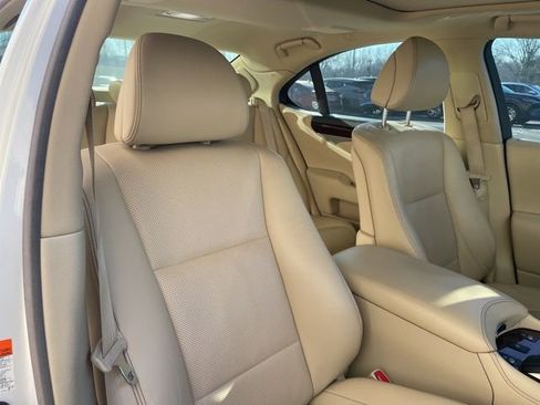 Used 2017 Lexus LS 460 AWD w/ Comfort Package image 7