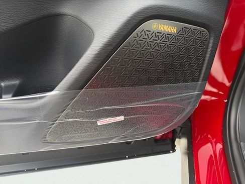 New 2026 Mitsubishi Outlander SE image 13