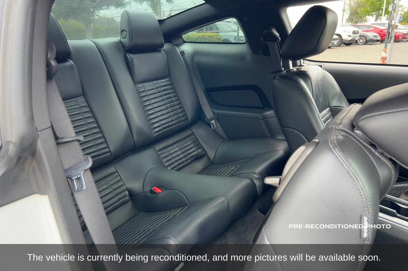 Used 2012 Ford Mustang Shelby GT500 w/ SVT Performance Pkg RWD image 13