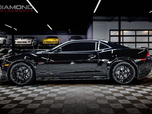 Used 2015 Chevrolet Camaro Z/28 RWD image 15