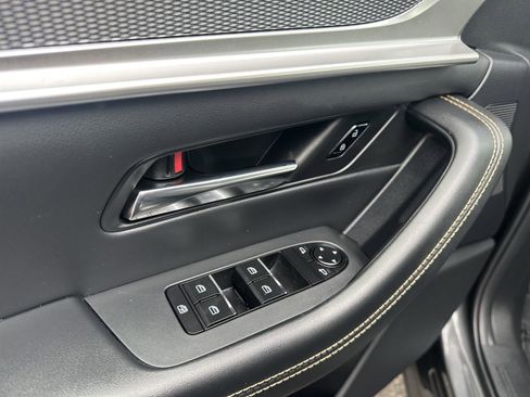 Used 2025 MAZDA CX-90 3.3 Turbo w/ Preferred Package image 49