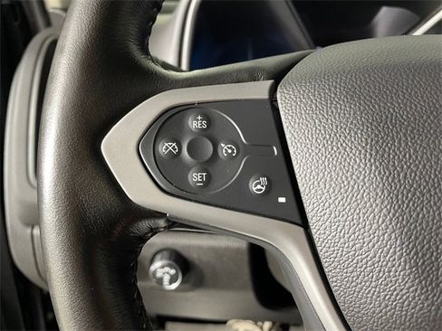 Certified 2022 Chevrolet Colorado ZR2 w/ ZR2 Midnight Special Edition image 11