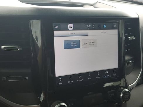 Used 2022 RAM 1500 Big Horn AWD/4WD image 25