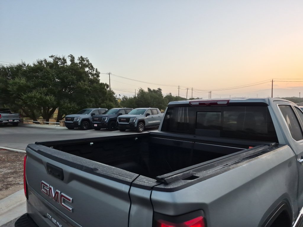 Used 2025 GMC Sierra 1500 Denali AWD/4WD image 38