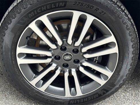 Used 2023 Land Rover Range Rover SE image 11