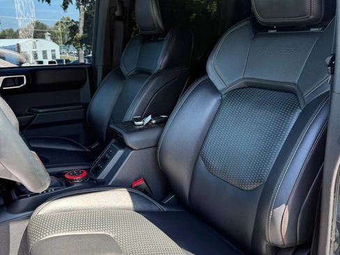 Used 2024 Ford Bronco Raptor AWD/4WD image 13