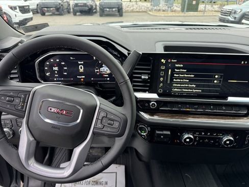 New 2026 GMC Sierra 1500 SLE w/ X31 Off-Road Package image 13
