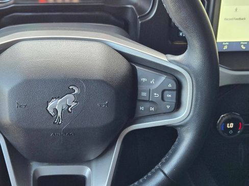Used 2023 Ford Bronco Badlands w/ Sasquatch Package AWD/4WD image 17