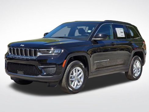New 2026 Jeep Grand Cherokee Laredo X AWD/4WD image 2