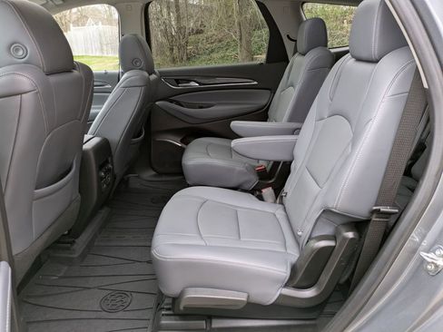 Certified 2021 Buick Enclave Essence w/ Sound and Sites Package AWD/4WD image 27