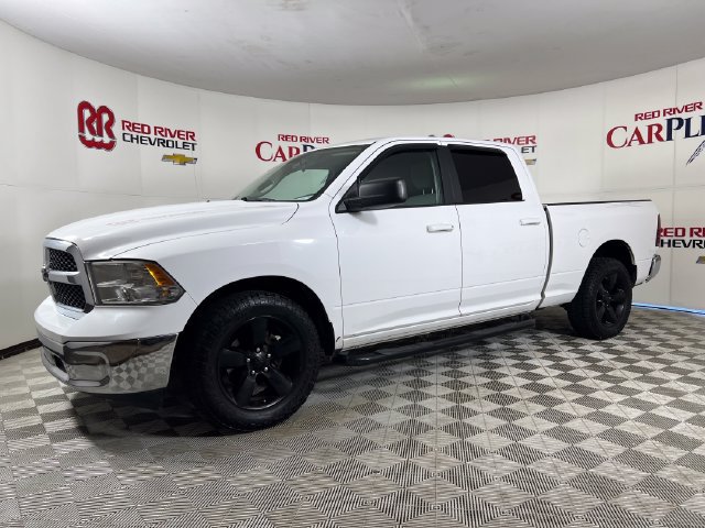 Used 2019 RAM 1500 Classic SLT RWD image 3