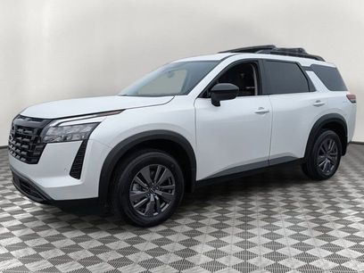 New 2026 Nissan Pathfinder SV