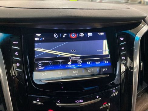 Used 2018 Cadillac Escalade ESV Premium Luxury image 30