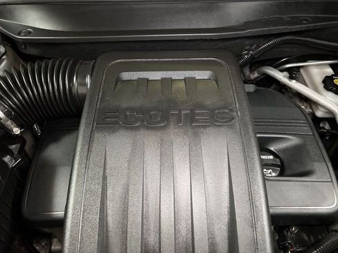 Used 2017 Chevrolet Equinox Premier w/ Enhanced Convenience Package image 19