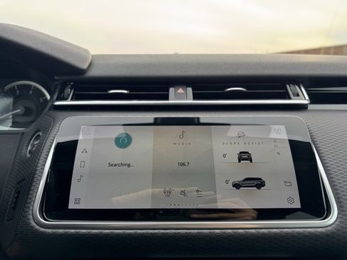 Used 2021 Land Rover Range Rover Velar S image 22