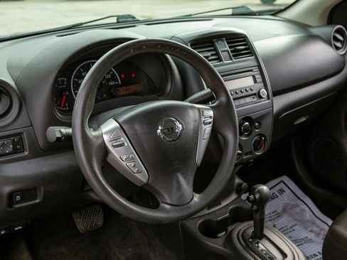 Used 2017 Nissan Versa S Plus image 10