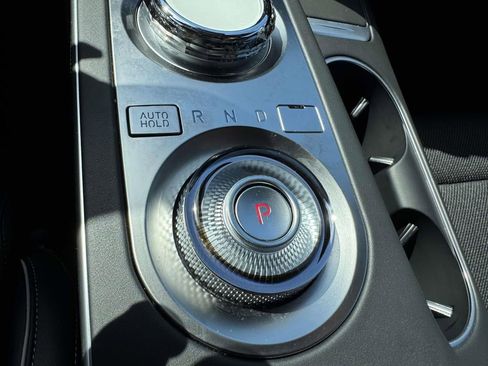 Certified 2025 Genesis GV70 3.5T Sport image 28