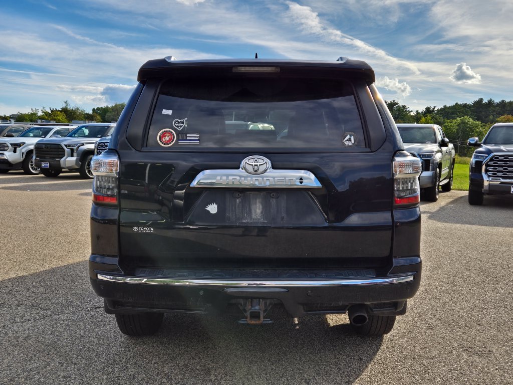 Used 2023 Toyota 4Runner Limited AWD/4WD image 4