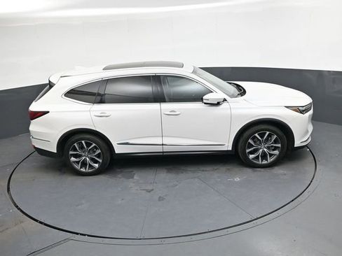 Used 2024 Acura MDX SH-AWD w/ Technology Package image 23