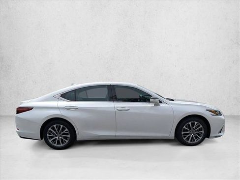 Used 2023 Lexus ES 350 w/ Accessory Package (Z2) FWD image 4