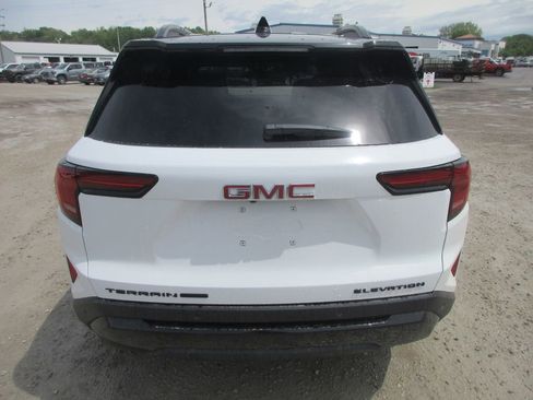 New 2026 GMC Terrain Elevation AWD/4WD image 5