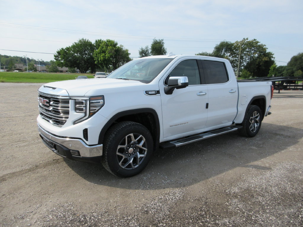 New 2026 GMC Sierra 1500 SLT w/ SLT Premium Plus Package AWD/4WD image 9