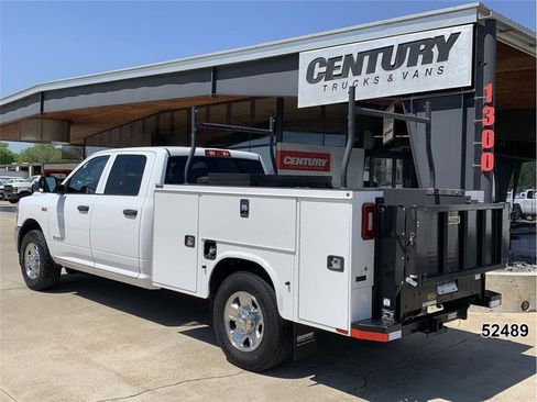 Used 2021 RAM 2500 Tradesman w/ Chrome Appearance Group image 7