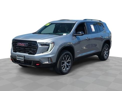 Used 2025 GMC Acadia AT4 AWD/4WD image 3