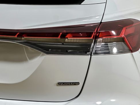 Certified 2023 Audi Q4 e-tron Prestige AWD/4WD image 26