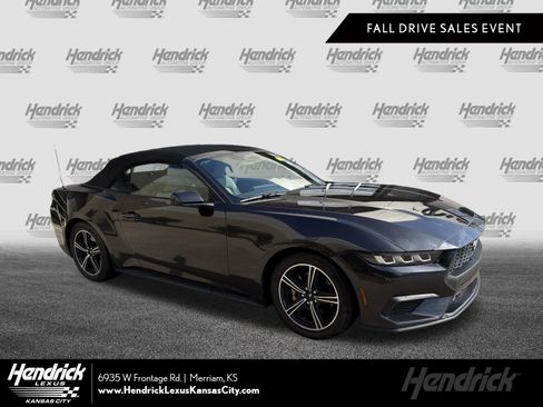 Used 2024 Ford Mustang Convertible RWD image 1