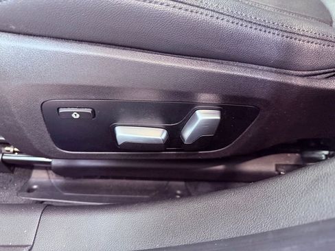 Used 2020 BMW 330i xDrive Sedan image 19