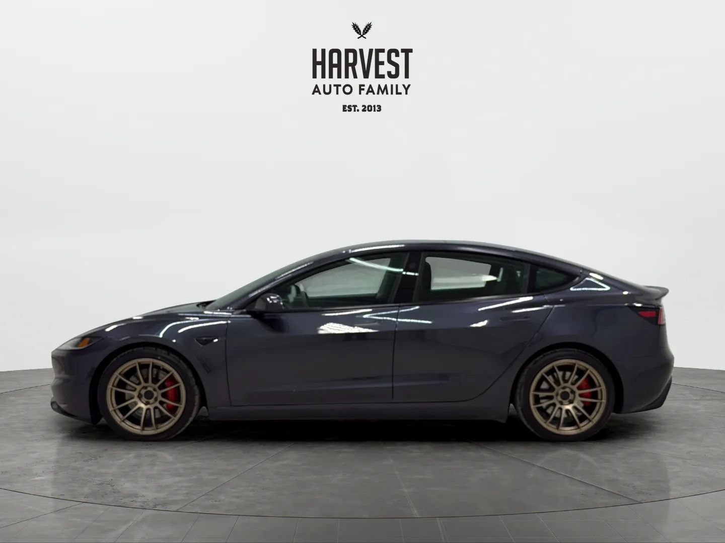 Used 2024 Tesla Model 3 Performance AWD/4WD image 3