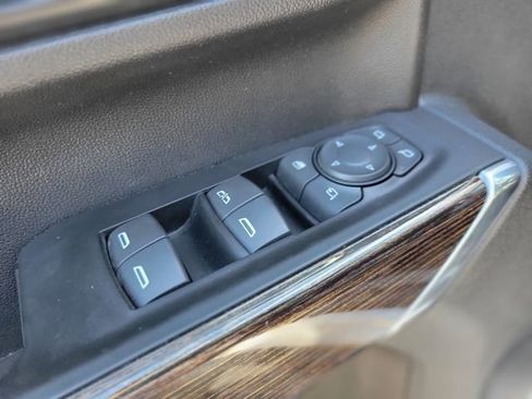 Used 2020 GMC Sierra 3500 SLE w/ SLE Value Package image 14