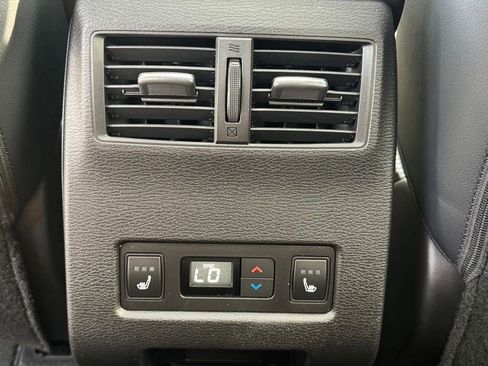 New 2026 Mitsubishi Outlander SEL FWD image 27