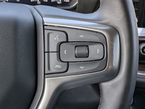 Used 2025 Chevrolet Silverado 1500 LT image 19