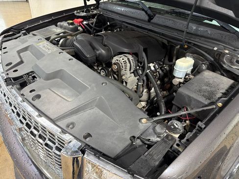 Used 2011 GMC Sierra 1500 SLE w/ Power Tech Package AWD/4WD image 34