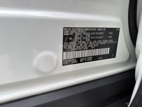 Certified 2025 Toyota RAV4 XLE FWD image 32