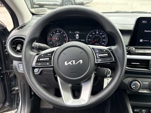 Used 2023 Kia Forte LXS FWD image 18