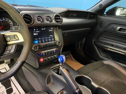 Used 2018 Ford Mustang Shelby GT350 w/ Convenience Package image 26