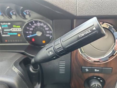 Used 2015 Ford F250 Lariat w/ Lariat Ultimate Package image 16