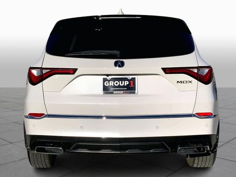 Used 2023 Acura MDX FWD w/ Technology Package image 4