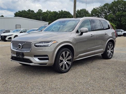 Used 2020 Volvo XC90 T8 Inscription w/ Protection Package AWD/4WD image 3