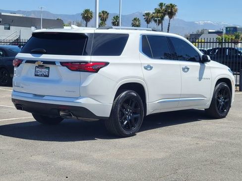 Used 2023 Chevrolet Traverse Premier AWD/4WD image 4