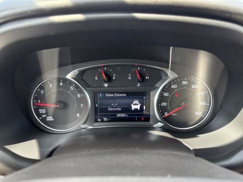 Used 2023 GMC Acadia SLE w/ Driver Convenience Package FWD image 11