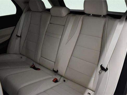 Used 2021 Mercedes-Benz GLE 350 4MATIC image 7