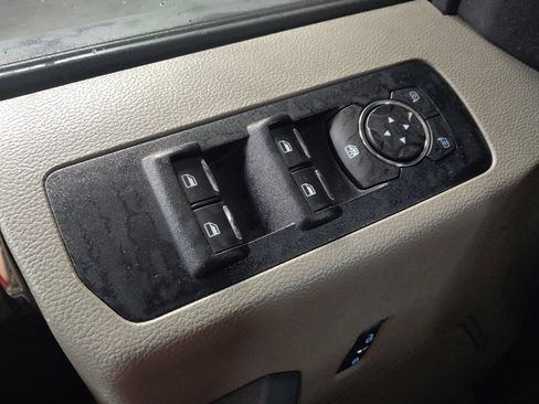 Used 2018 Ford F150 XLT w/ Equipment Group 302A Luxury AWD/4WD image 27